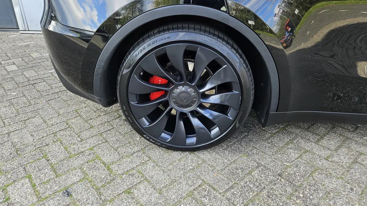 Performance AWD 534 PK Autopilot Garantie 2031 Panorama