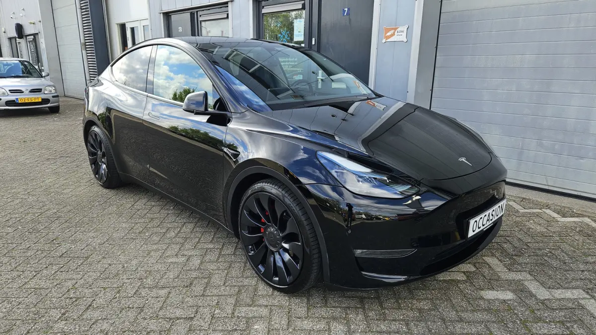 Performance AWD 534 PK Autopilot Garantie 2031 Panorama