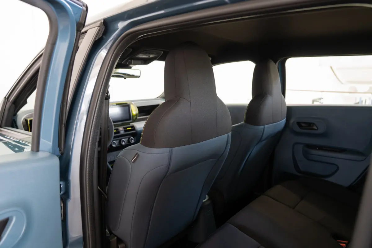 1.2 Hybrid ICON | 8 Jaar Garantie | Apple Carplay & Android Auto | Airco | Cruise Controle | Parkeersensoren | LED |