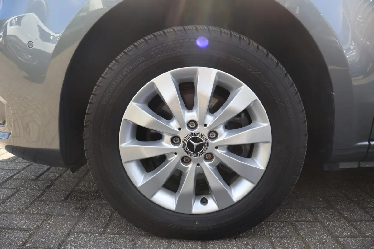 110 CDI Lang Airco Navigatie 16dkm