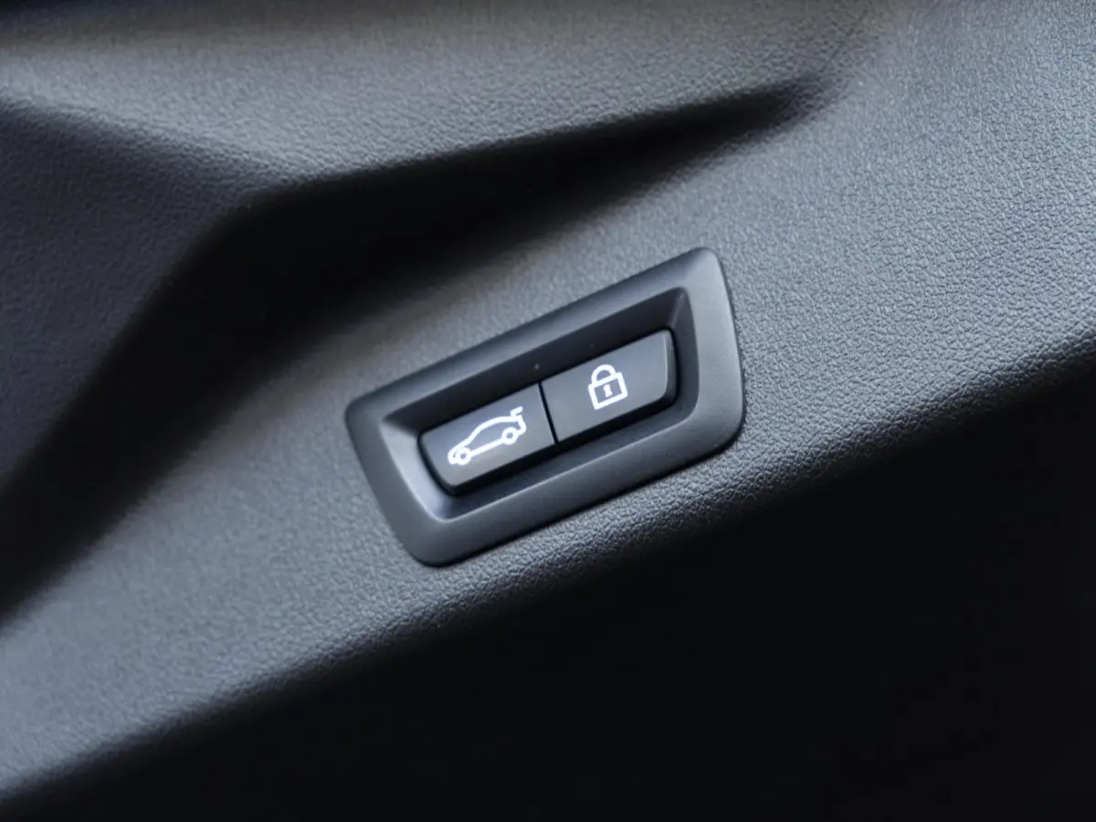 M Competition M Driver's Pack | Bowers & Wilkins | Soft-Close | Comfort Access | Sky Lounge | Stoelventilatie | Trekhaak