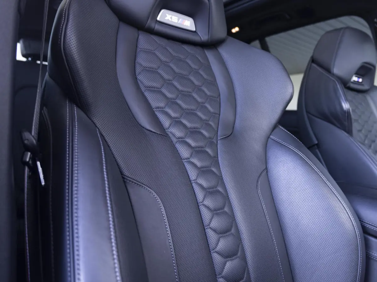 M Competition M Driver's Pack | Bowers & Wilkins | Soft-Close | Comfort Access | Sky Lounge | Stoelventilatie | Trekhaak