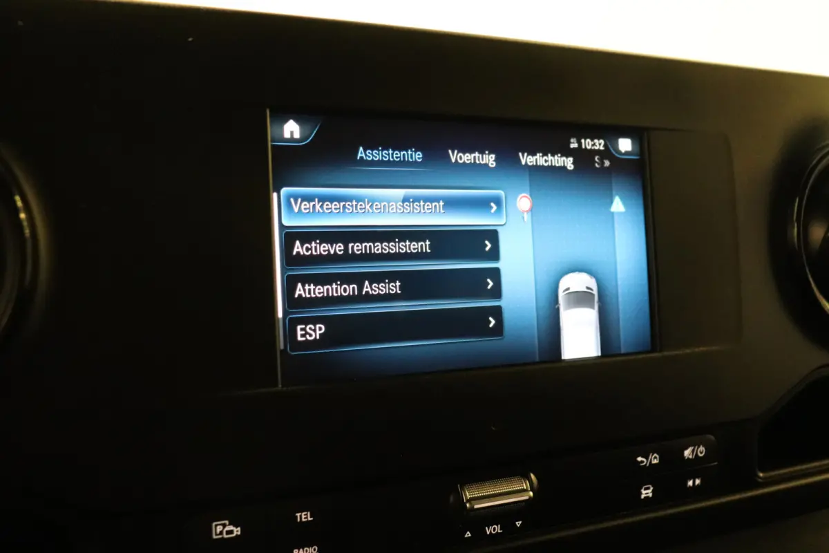 314 2.2 CDI Automaat L1H2 EURO 6 - Airco -  Navi - ACC - Camera - € 18.900,- Excl.