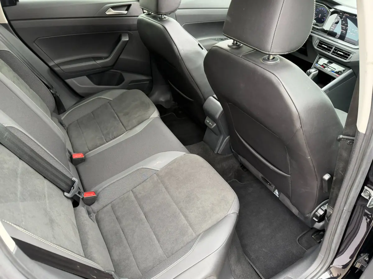 1.0 TSI Business l XENON l PANO
