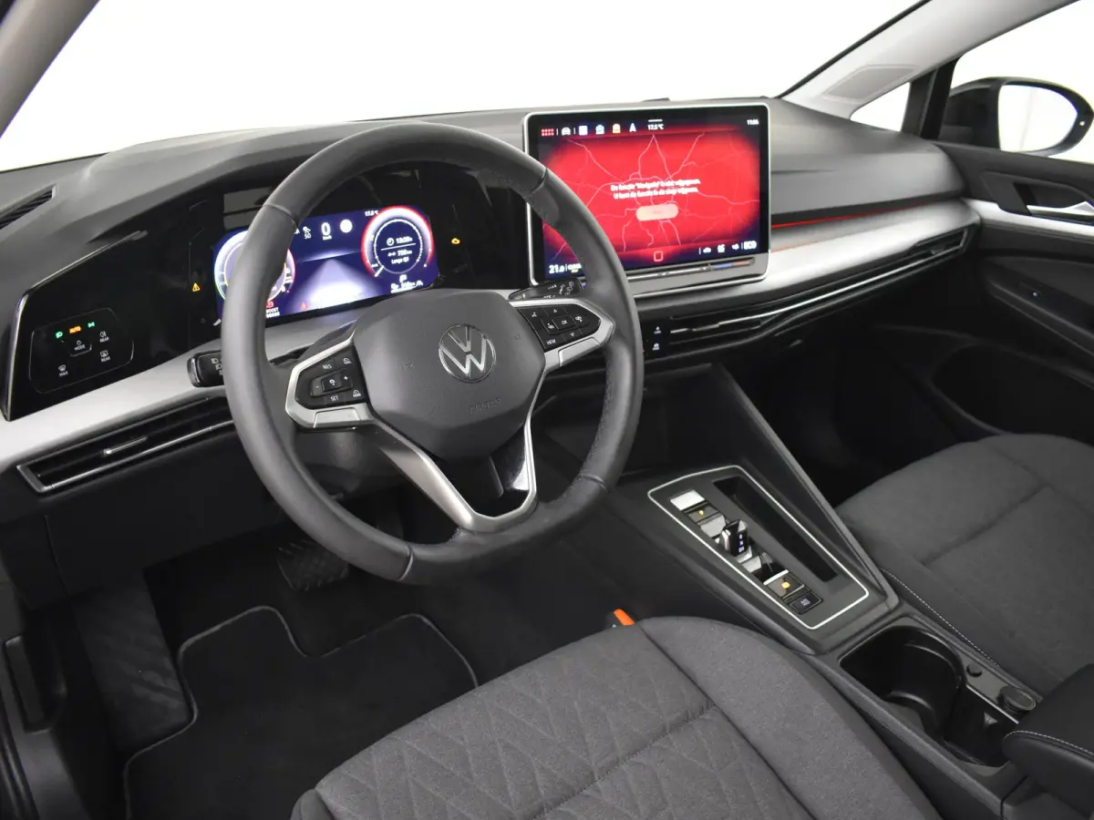 1.5 eHybrid Life Edition 204Pk DSG/AUTO | Panorama-dak | SOH 100% l Achteruitrijcamera | Apple carplay Android auto | DAB | Parkeer  assistent |18"LMV