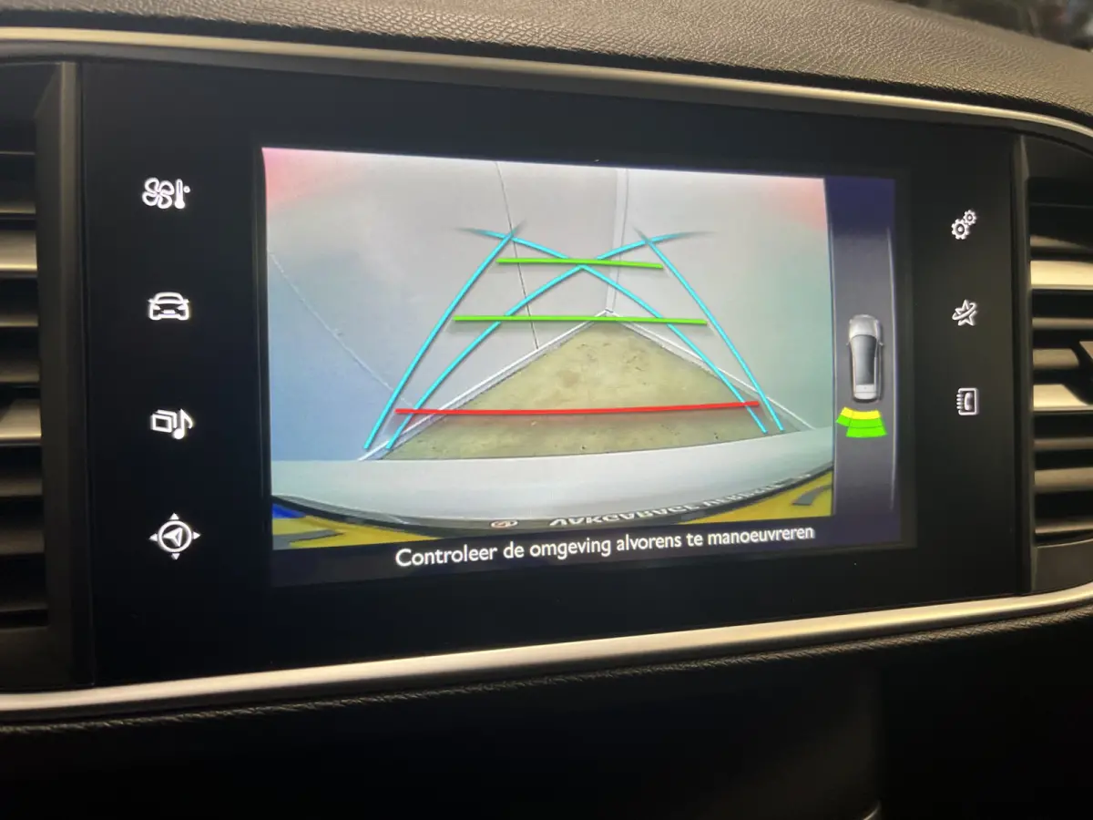 1.2 Turbo GT-line | Navigatie | Panoramadak | Stoelverwarming | Achteruitrijcamera | PDC Voor en Achter | Cruise Control | Airco | LED Koplampen |
