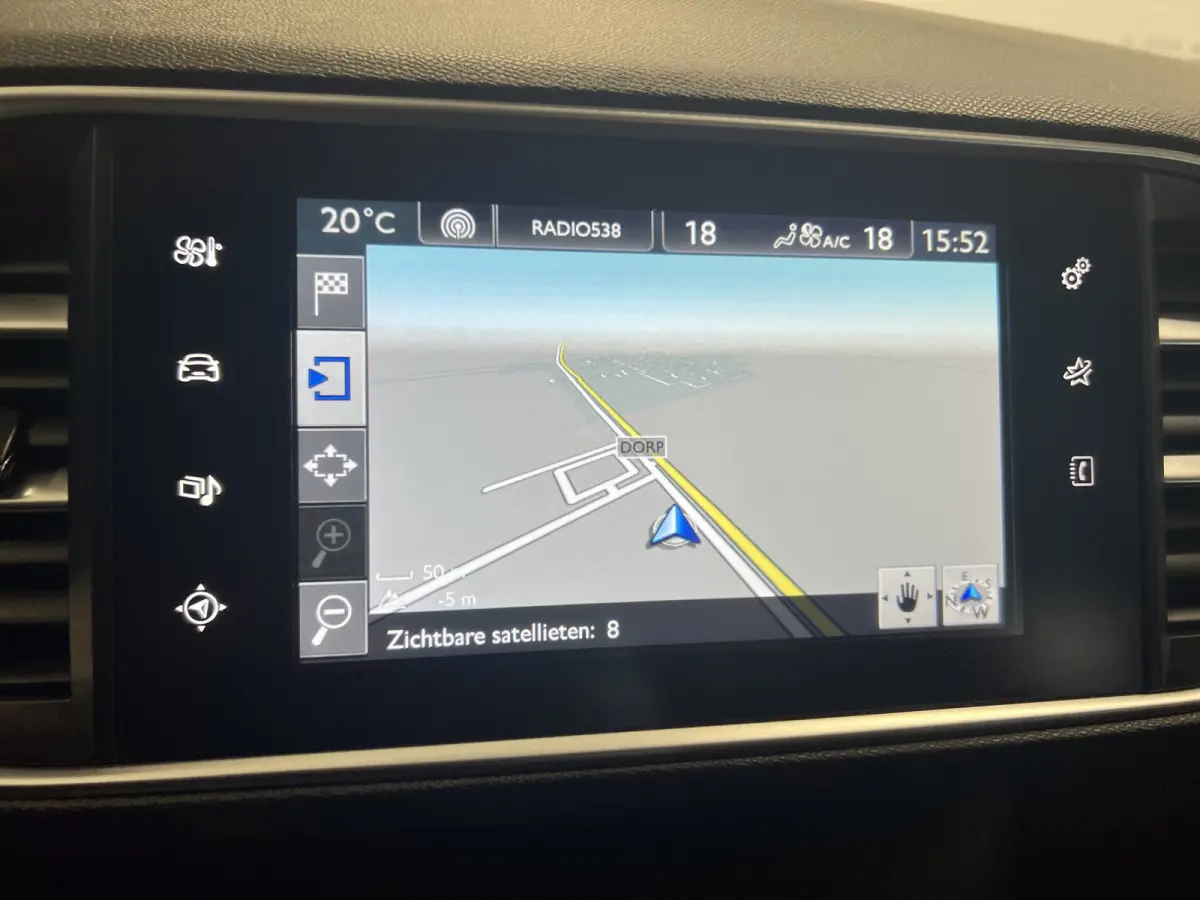 1.2 Turbo GT-line | Navigatie | Panoramadak | Stoelverwarming | Achteruitrijcamera | PDC Voor en Achter | Cruise Control | Airco | LED Koplampen |
