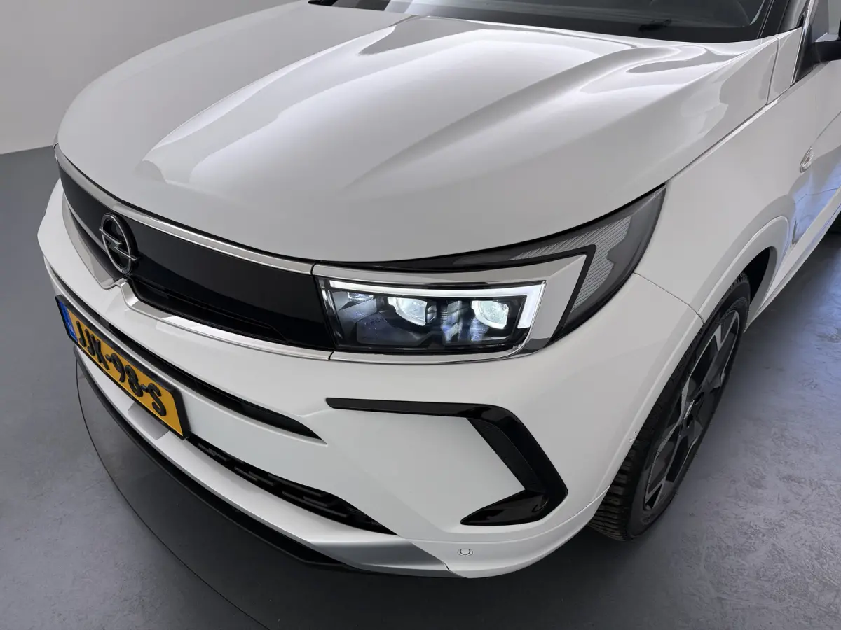 1.2 Turbo Ultimate | Achteruitrijcamera | Alcantara bekleding | Apple Carplay/Android Auto|telefoonintegratie premium