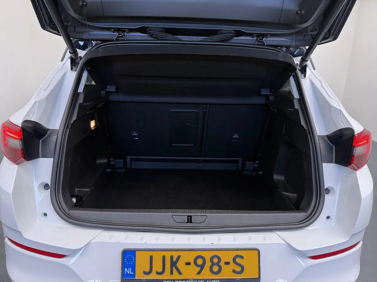 1.2 Turbo Ultimate | Achteruitrijcamera | Alcantara bekleding | Apple Carplay/Android Auto|telefoonintegratie premium