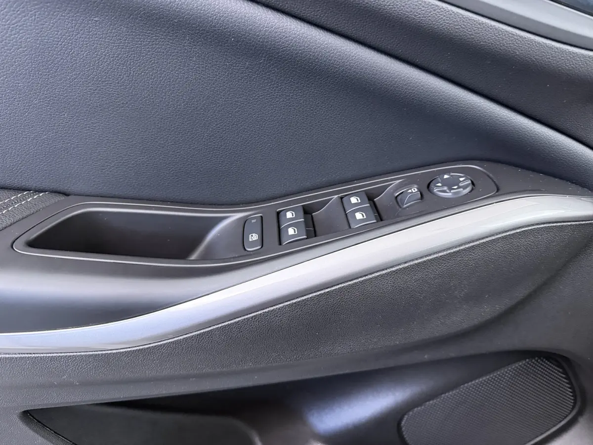 1.2 Turbo Ultimate | Achteruitrijcamera | Alcantara bekleding | Apple Carplay/Android Auto|telefoonintegratie premium