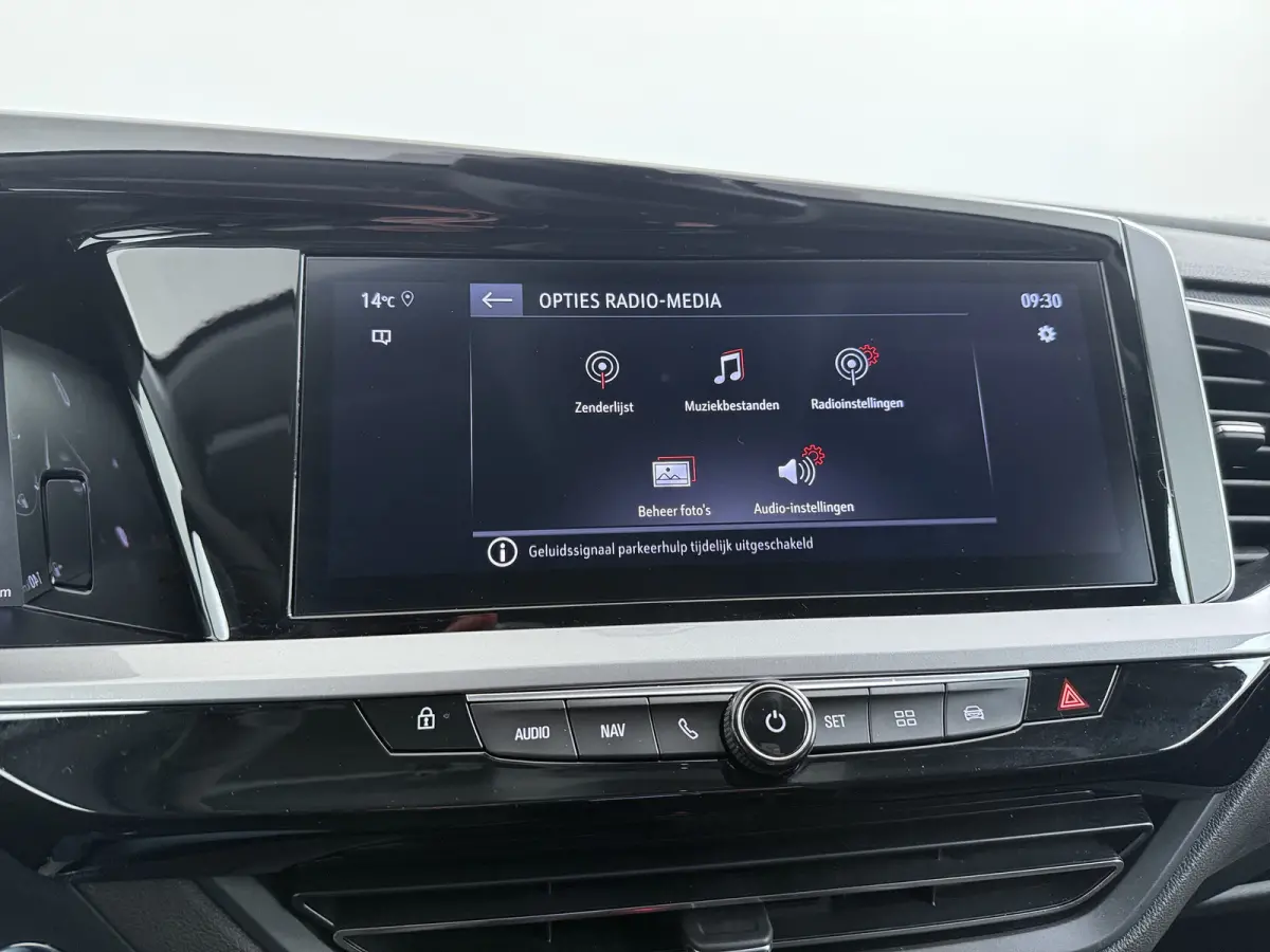 1.2 Turbo Ultimate | Achteruitrijcamera | Alcantara bekleding | Apple Carplay/Android Auto|telefoonintegratie premium