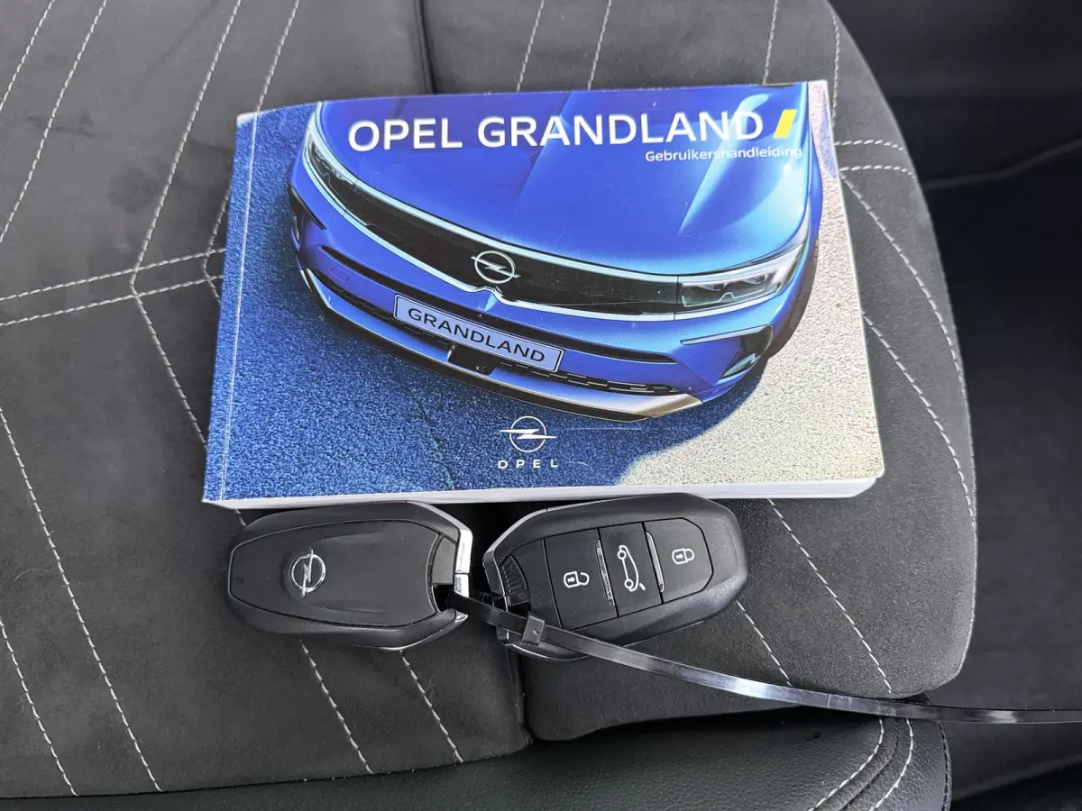1.2 Turbo Ultimate | Achteruitrijcamera | Alcantara bekleding | Apple Carplay/Android Auto|telefoonintegratie premium