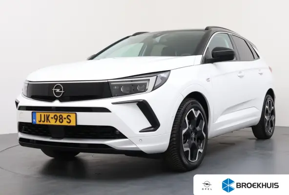 1.2 Turbo Ultimate | Achteruitrijcamera | Alcantara bekleding | Apple Carplay/Android Auto|telefoonintegratie premium