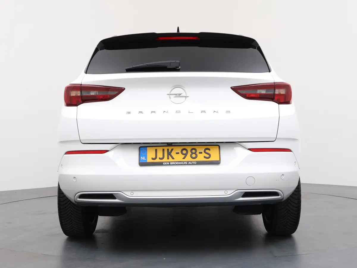 1.2 Turbo Ultimate | Achteruitrijcamera | Alcantara bekleding | Apple Carplay/Android Auto|telefoonintegratie premium