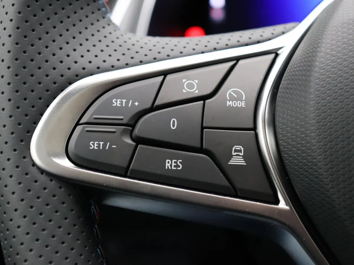 E-Tech full hybrid 145pk esprit Alpine | 19" LMV | Stuurverwarming | Adaptive cruise control | Apple carplay |
