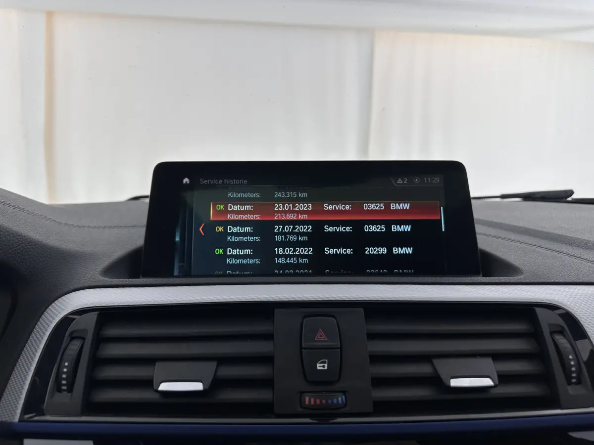 118d M-Sport-Styling Executive Aut. *PANO | ALCANTARA |  FULL-LED | HEATED-SPORTSEATS | MEMORY-PACK | CAMERA | KEYLESS | DAB | NAVI-FULLMAP | PRIVACYGLASS | ECC | PDC | ADAPTIVE-CRUISE | 17'