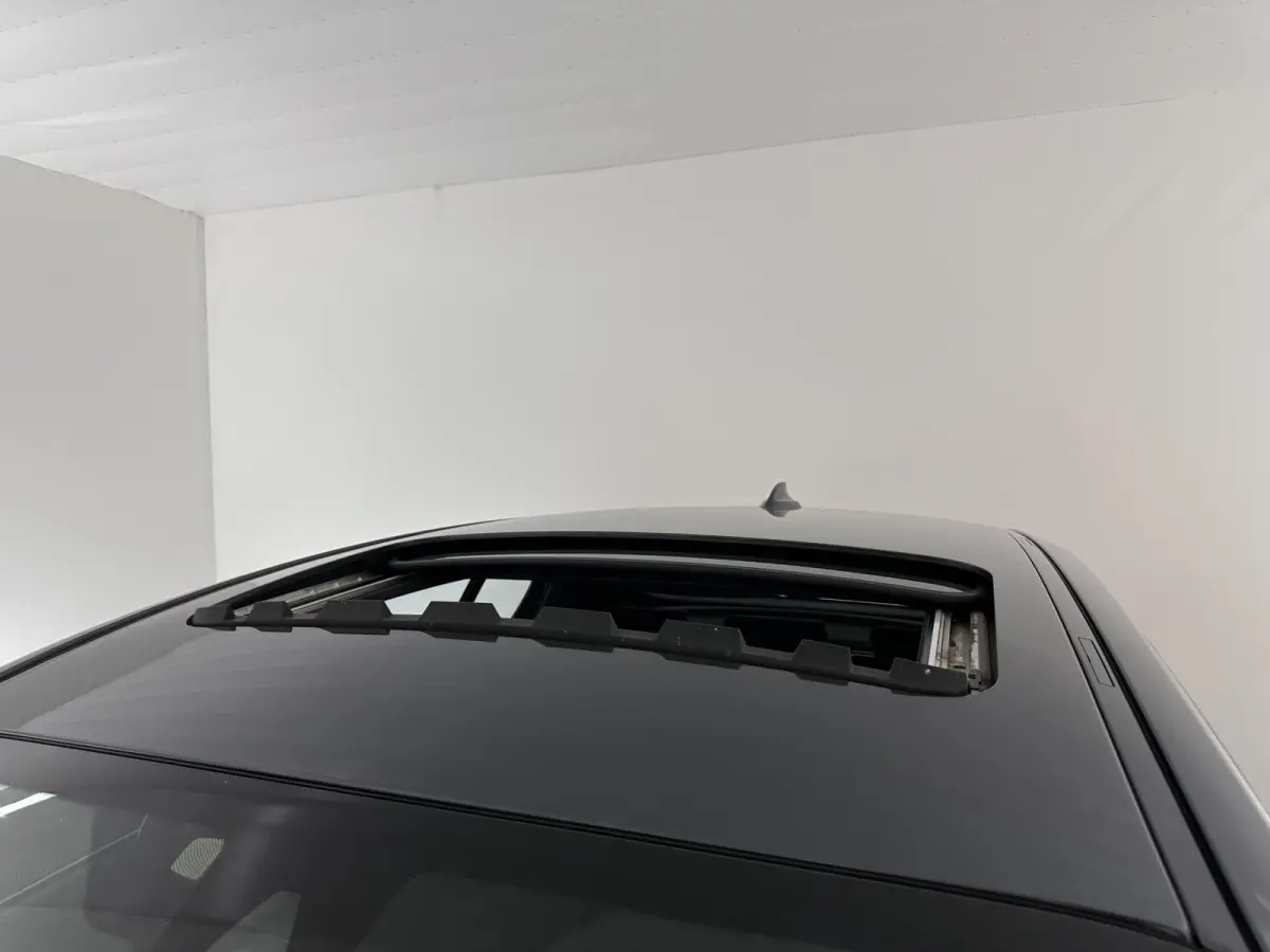 118d M-Sport-Styling Executive Aut. *PANO | ALCANTARA |  FULL-LED | HEATED-SPORTSEATS | MEMORY-PACK | CAMERA | KEYLESS | DAB | NAVI-FULLMAP | PRIVACYGLASS | ECC | PDC | ADAPTIVE-CRUISE | 17'