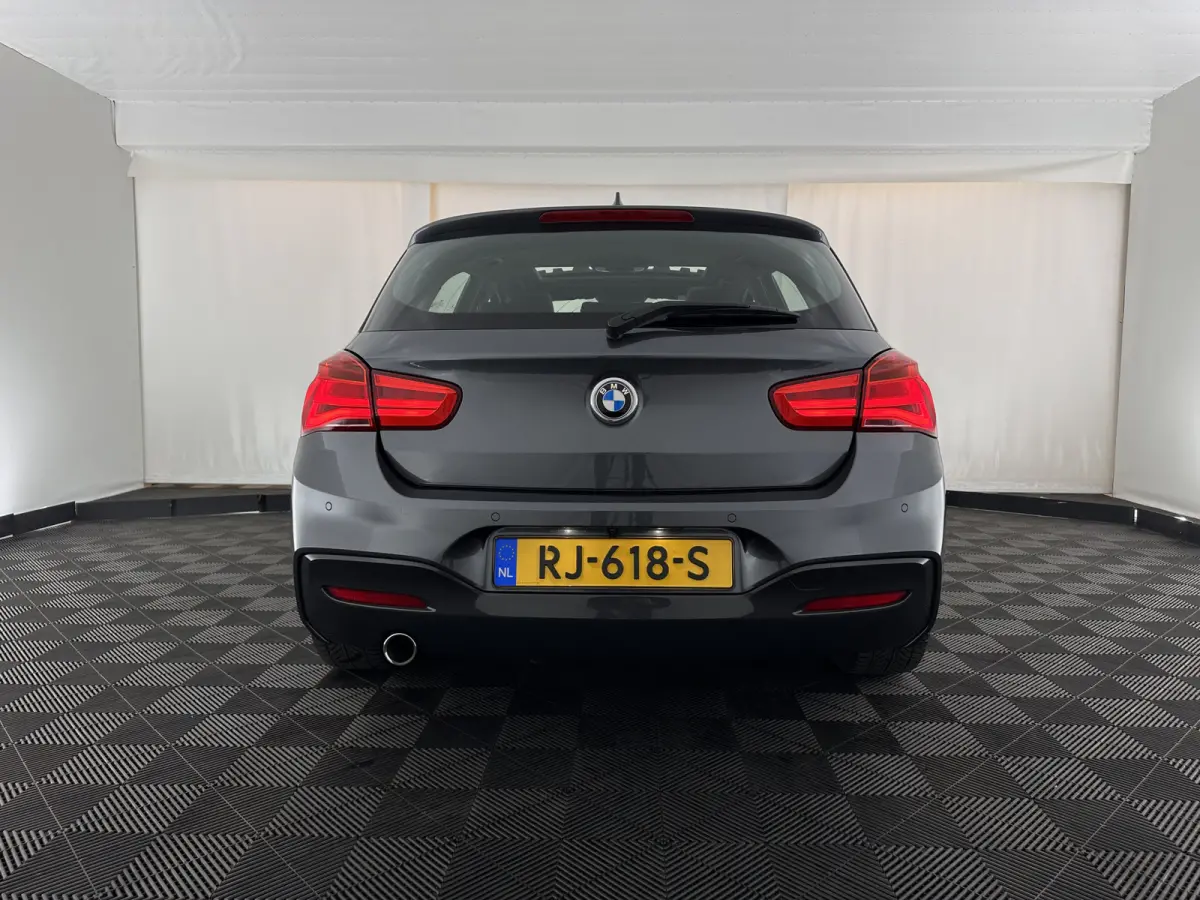 118d M-Sport-Styling Executive Aut. *PANO | ALCANTARA |  FULL-LED | HEATED-SPORTSEATS | MEMORY-PACK | CAMERA | KEYLESS | DAB | NAVI-FULLMAP | PRIVACYGLASS | ECC | PDC | ADAPTIVE-CRUISE | 17'