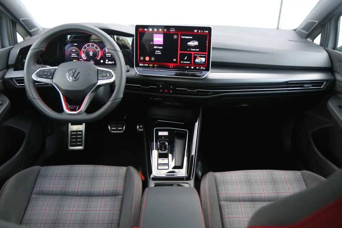 GTI 2.0 TSI 265pk DSG | Panoramadak | Stoelverwarming | Harman Kardon | Head-up Display