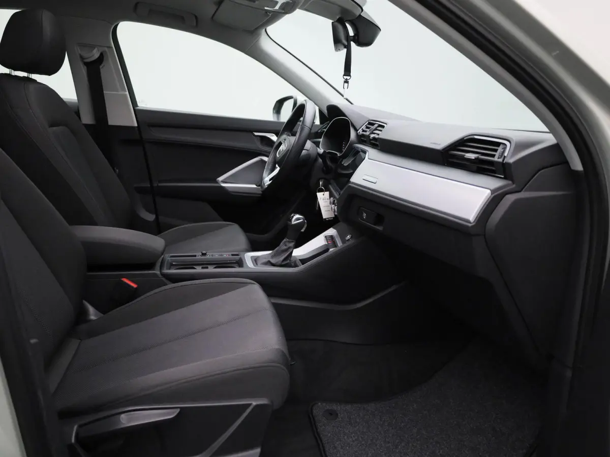35 TFSI Business Edition AUTOMAAT | PANORAMADAK | NAVIGATIE | PARKEERSENSOREN | STOELVERWARMING | ACC | CLIMATE CONTROL |