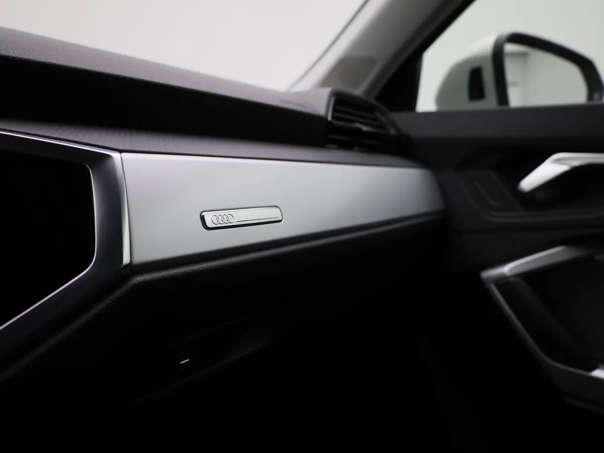 35 TFSI Business Edition AUTOMAAT | PANORAMADAK | NAVIGATIE | PARKEERSENSOREN | STOELVERWARMING | ACC | CLIMATE CONTROL |