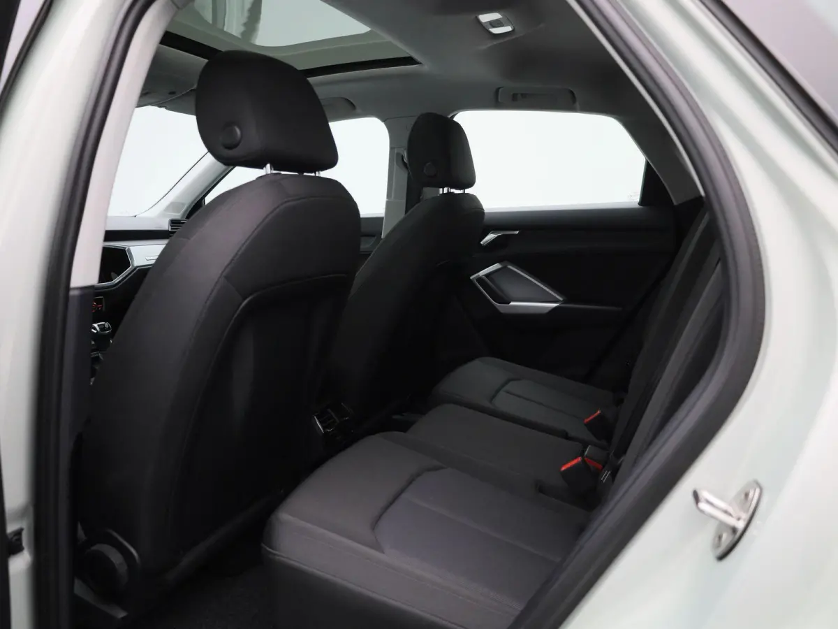 35 TFSI Business Edition AUTOMAAT | PANORAMADAK | NAVIGATIE | PARKEERSENSOREN | STOELVERWARMING | ACC | CLIMATE CONTROL |
