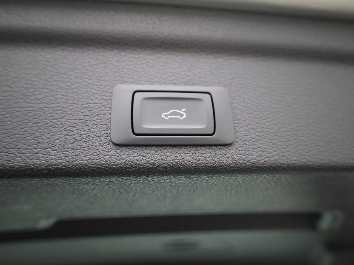 35 TFSI Business Edition AUTOMAAT | PANORAMADAK | NAVIGATIE | PARKEERSENSOREN | STOELVERWARMING | ACC | CLIMATE CONTROL |