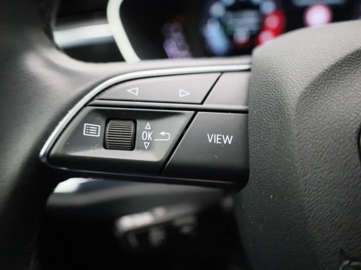 35 TFSI Business Edition AUTOMAAT | PANORAMADAK | NAVIGATIE | PARKEERSENSOREN | STOELVERWARMING | ACC | CLIMATE CONTROL |