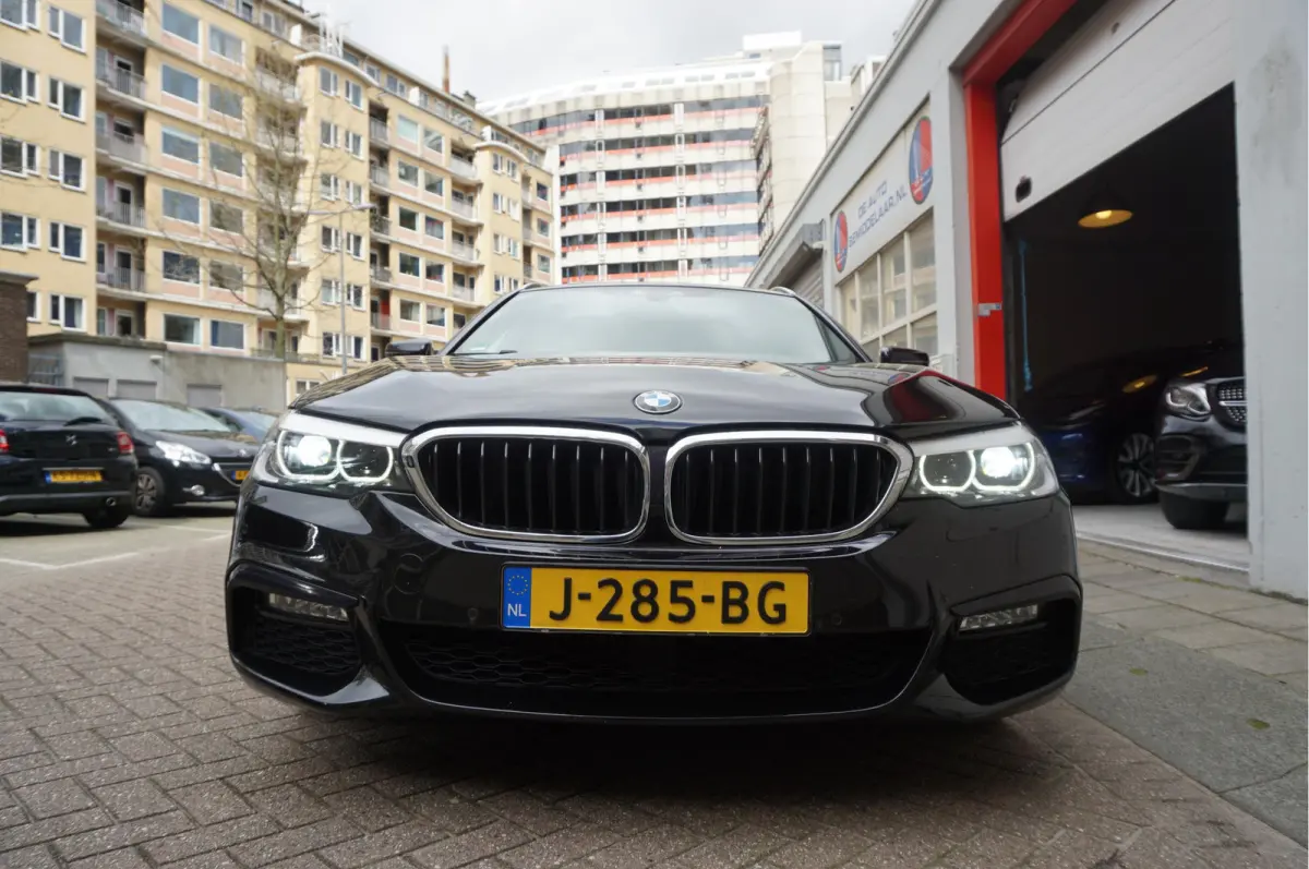 520i High Executive M-SPORT | 20inch | Electrische sportzetels | Volledig onderhouden |