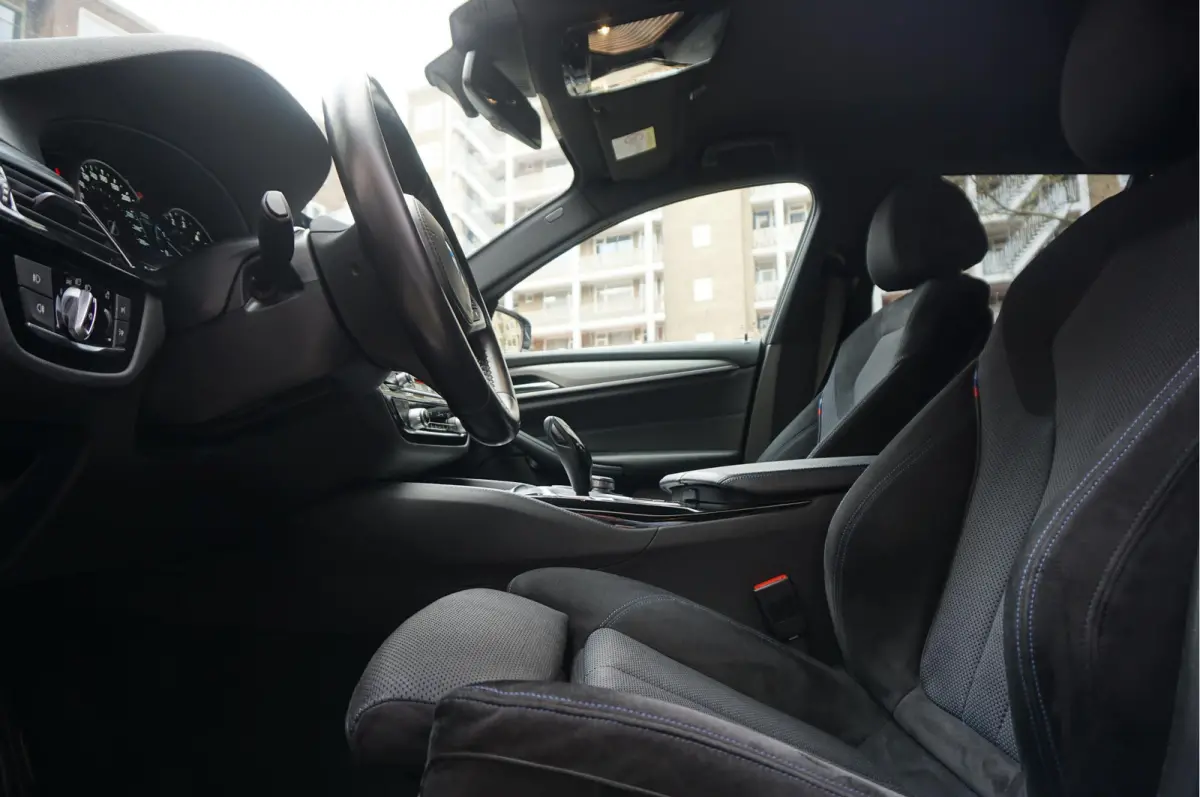 520i High Executive M-SPORT | 20inch | Electrische sportzetels | Volledig onderhouden |