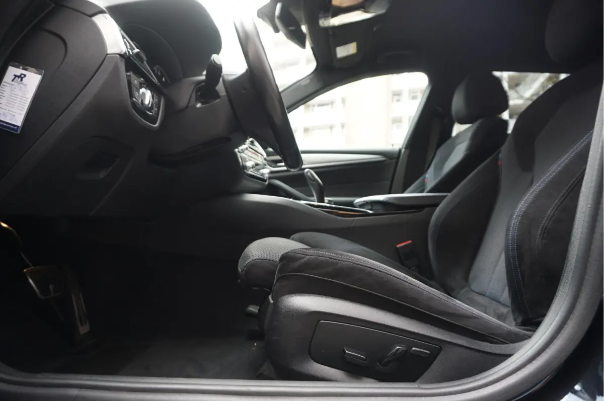 520i High Executive M-SPORT | 20inch | Electrische sportzetels | Volledig onderhouden |