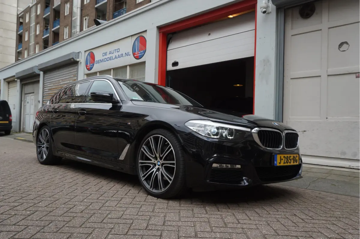 520i High Executive M-SPORT | 20inch | Electrische sportzetels | Volledig onderhouden |