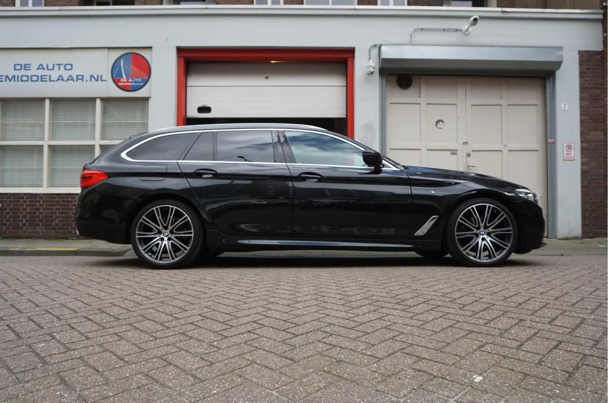 520i High Executive M-SPORT | 20inch | Electrische sportzetels | Volledig onderhouden |