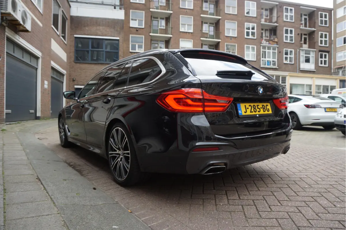 520i High Executive M-SPORT | 20inch | Electrische sportzetels | Volledig onderhouden |