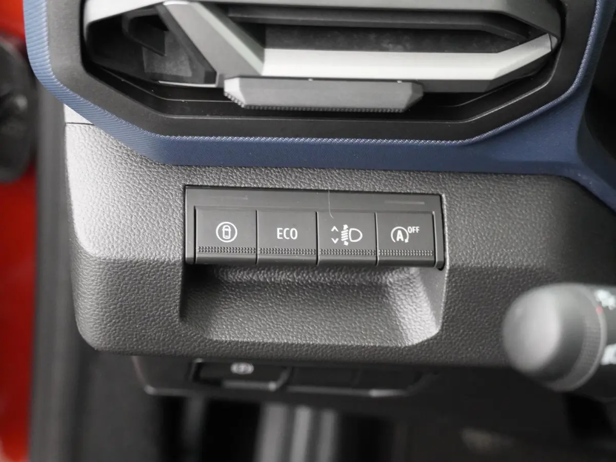 expression mild hybrid 140 | Parkeercamera | Climate Control |