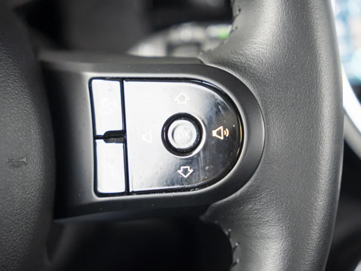 One Airco + Navigatie + Cruise Control
