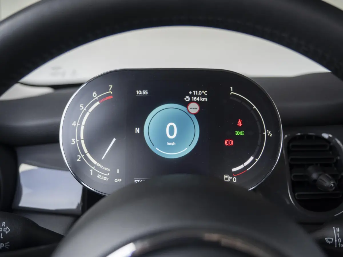 One Airco + Navigatie + Cruise Control