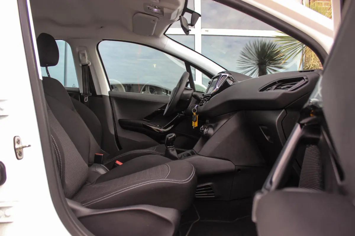 1.2 PureTech Active | Cruise control | Bluetooth | Navigatie | Airco | Start/stop | Boordcomputer | Origineel