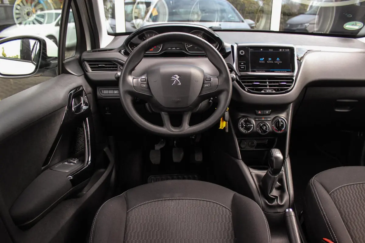 1.2 PureTech Active | Cruise control | Bluetooth | Navigatie | Airco | Start/stop | Boordcomputer | Origineel