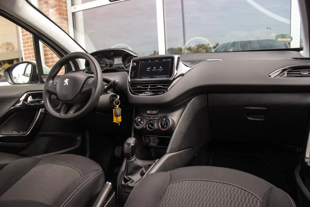 1.2 PureTech Active | Cruise control | Bluetooth | Navigatie | Airco | Start/stop | Boordcomputer | Origineel