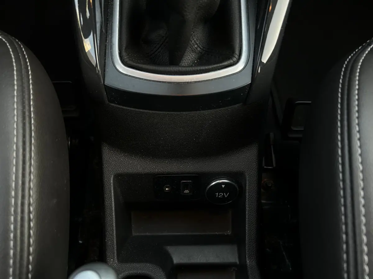 1.0 EcoBoost Titanium