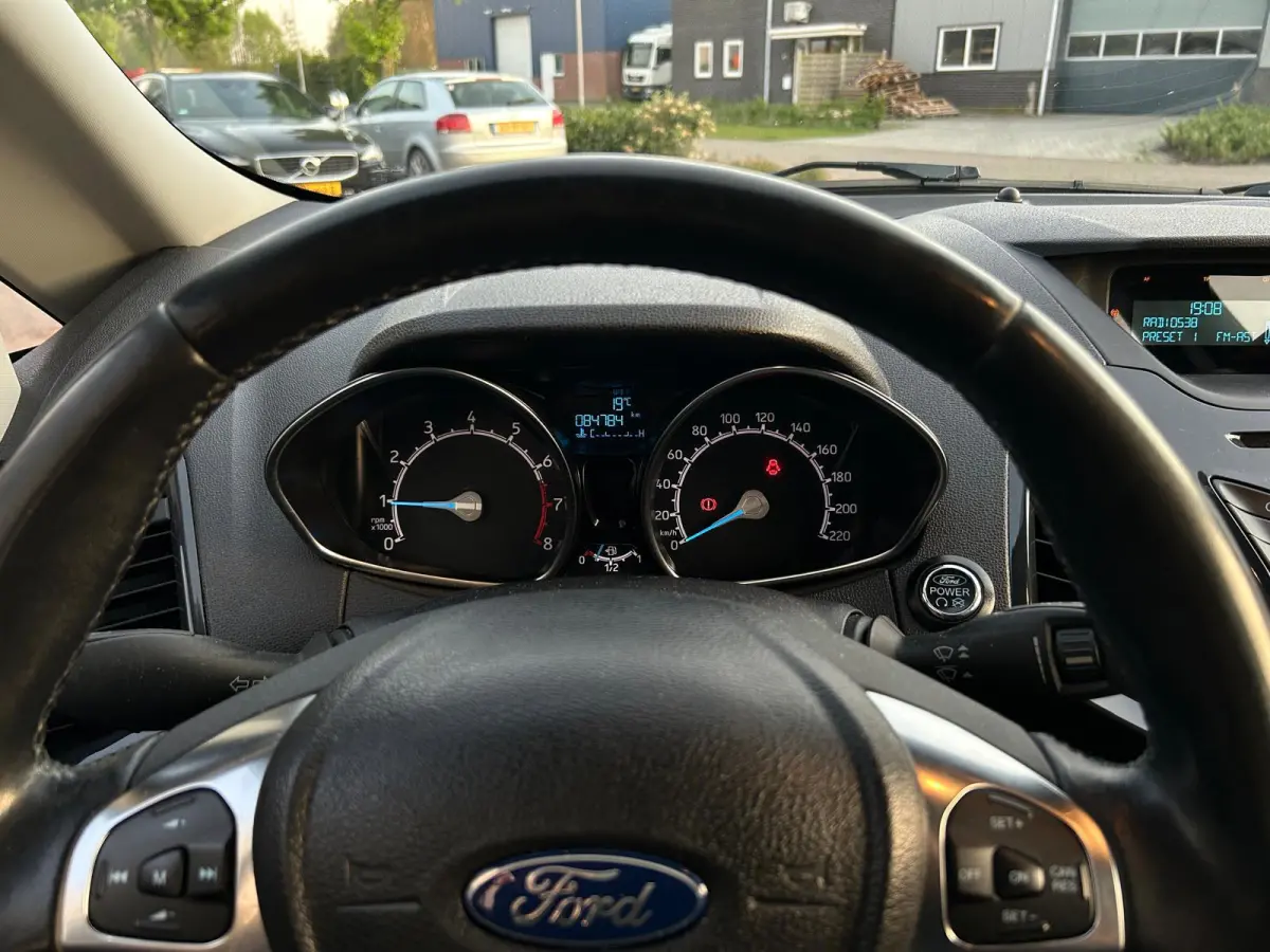 1.0 EcoBoost Titanium