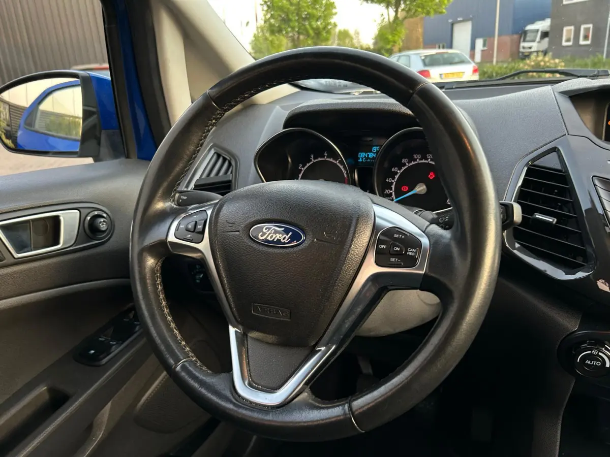 1.0 EcoBoost Titanium
