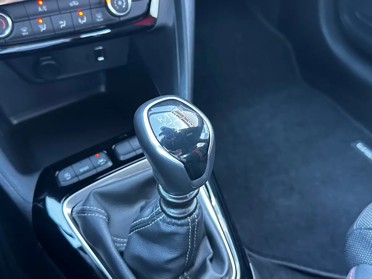 1.2 100 PK GS Line Level 4 | APPLE CARPLAY/ANDROID AUTO| LED KOPLAMPEN| CRUISE CONTROL| DAB| PASSAGIERSTOEL IN HOOGTE VERSTELBAAR|