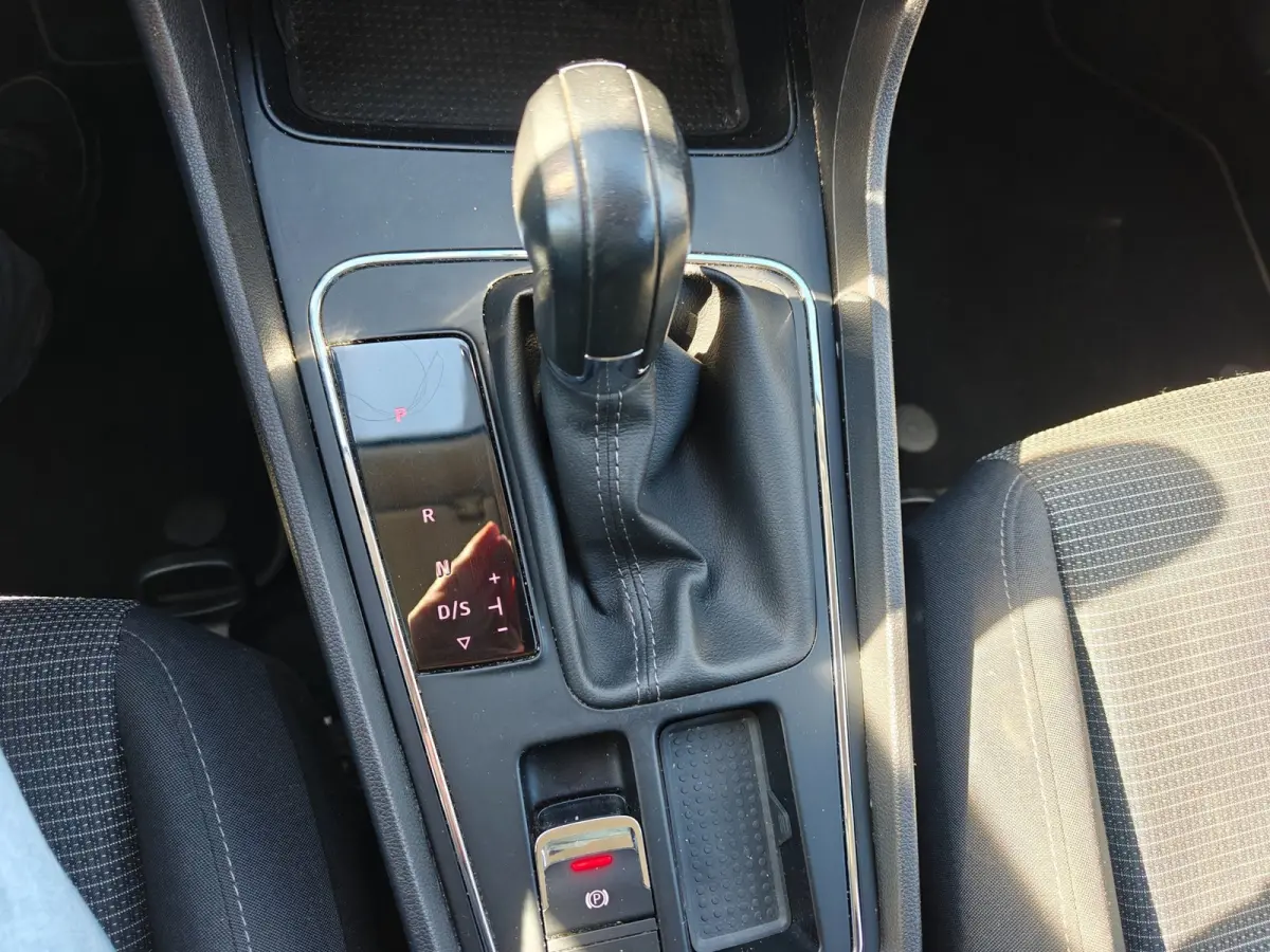 1.0 EcoTSI Style Business Intense | Automaat | Carplay & Android Auto | Cruise control |