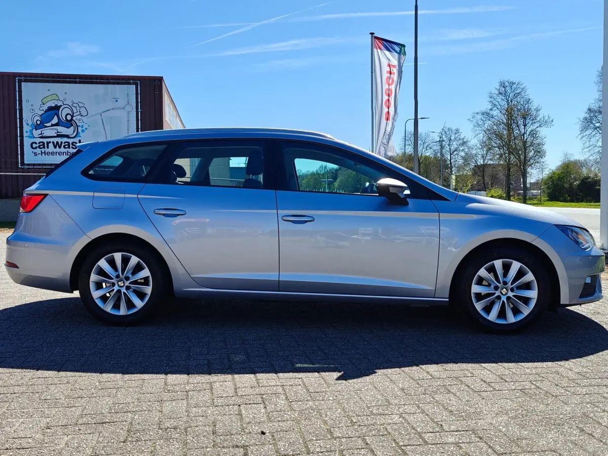 1.0 EcoTSI Style Business Intense | Automaat | Carplay & Android Auto | Cruise control |
