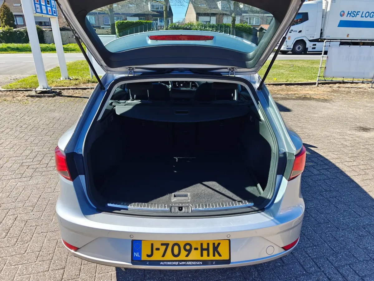 1.0 EcoTSI Style Business Intense | Automaat | Carplay & Android Auto | Cruise control |