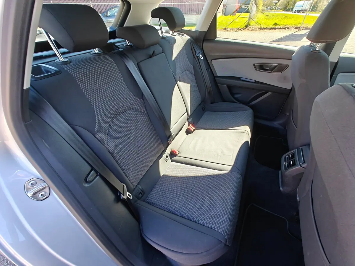 1.0 EcoTSI Style Business Intense | Automaat | Carplay & Android Auto | Cruise control |