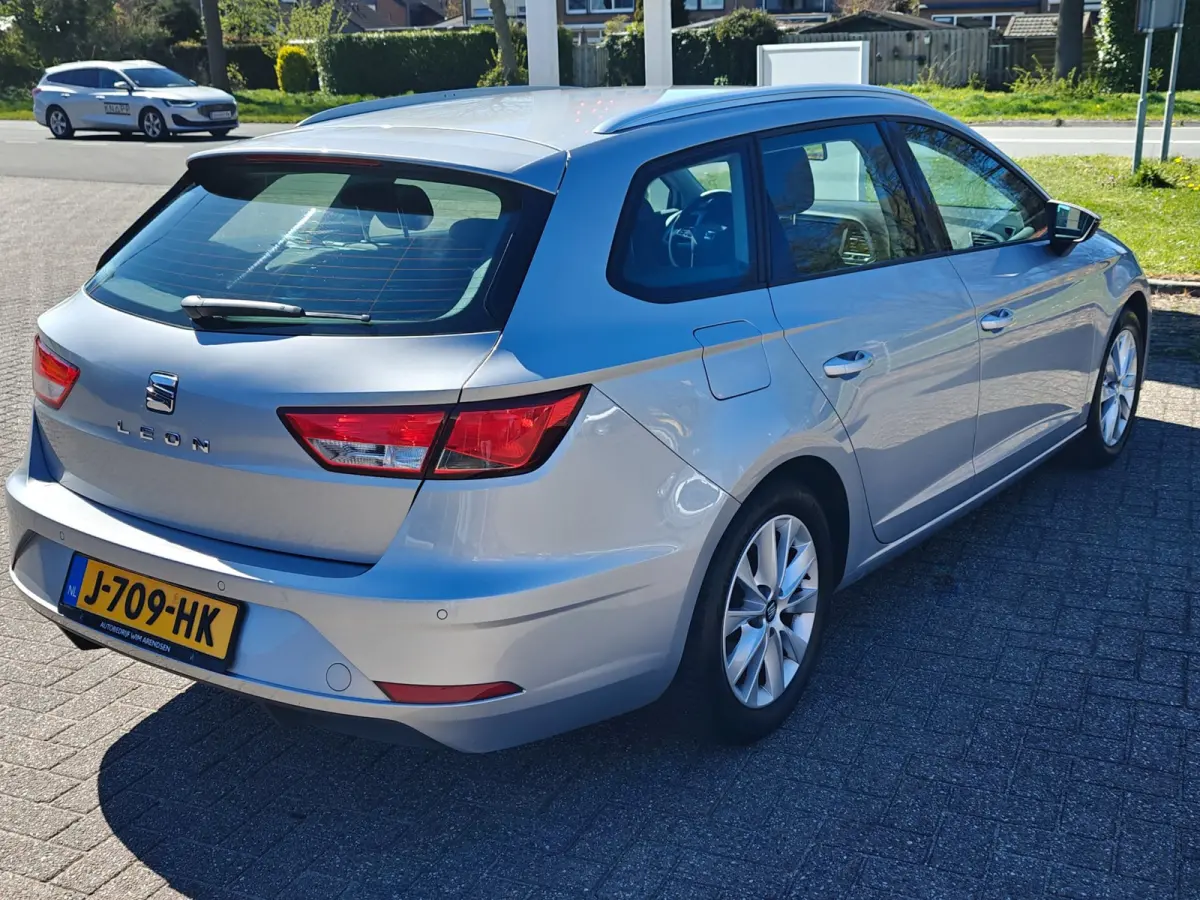1.0 EcoTSI Style Business Intense | Automaat | Carplay & Android Auto | Cruise control |