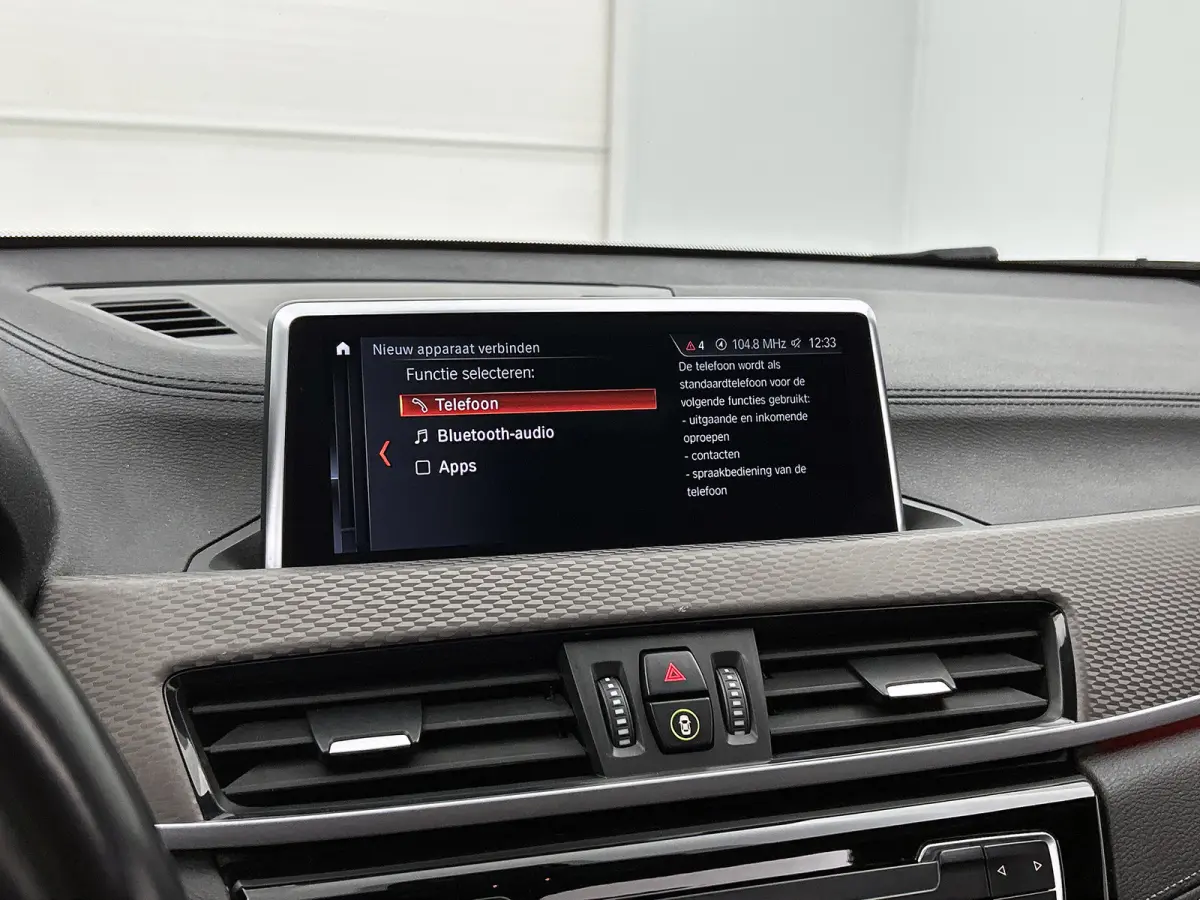 XDrive25e M-sport Business Edition Plus (Dealer OnderH, Panorama, Camera, PDC V+A, Camera, StoelV, Navi Prof, Etc)